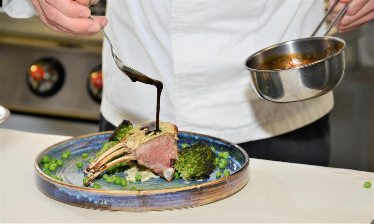 Castello Di Leonina Relais - Adults Only Hotel เซียนา ภายนอก รูปภาพ