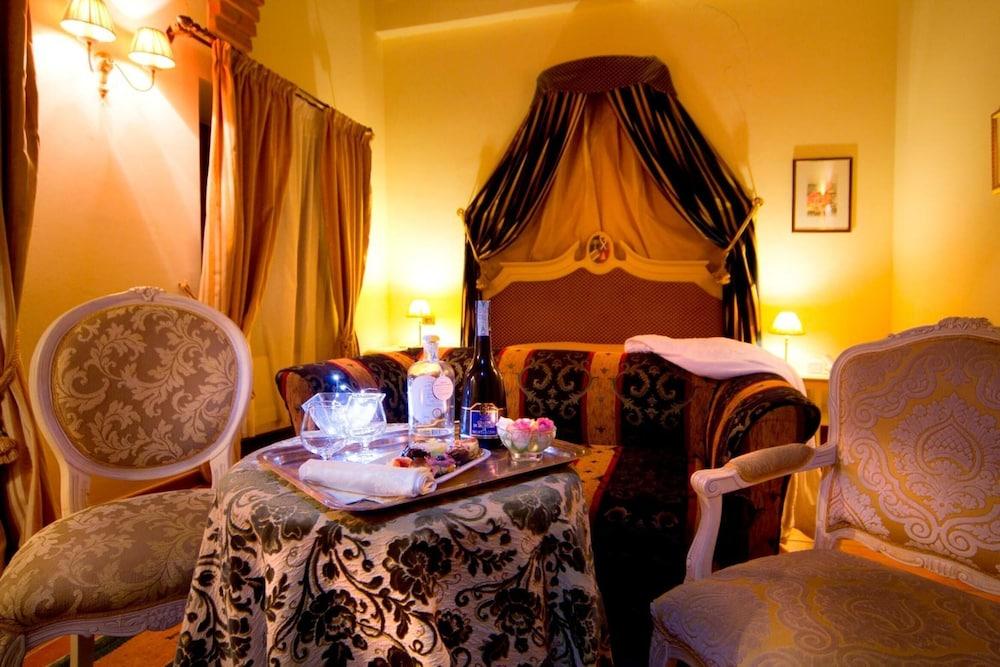 Castello Di Leonina Relais - Adults Only Hotel เซียนา ภายนอก รูปภาพ