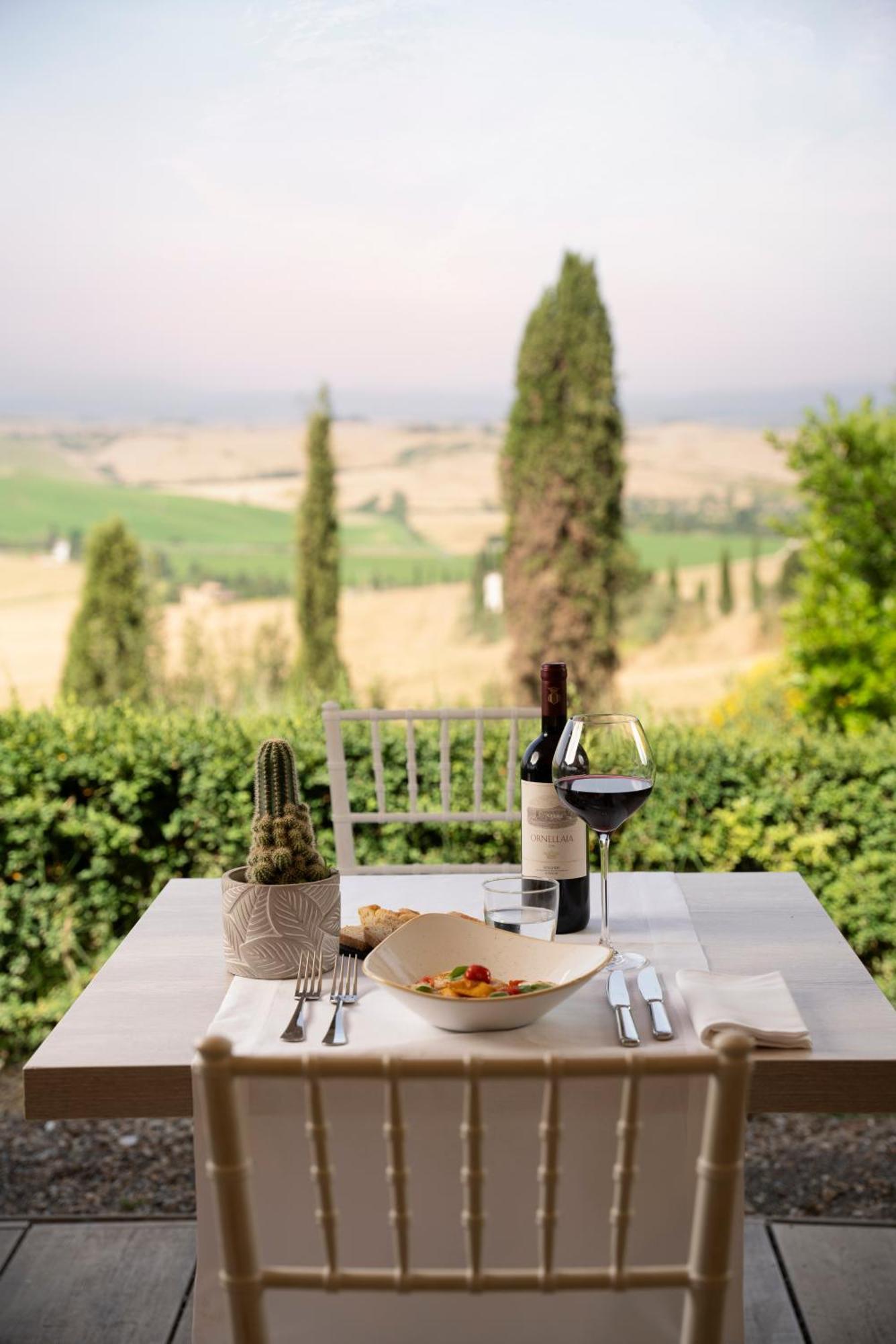Castello Di Leonina Relais - Adults Only Hotel เซียนา ภายนอก รูปภาพ