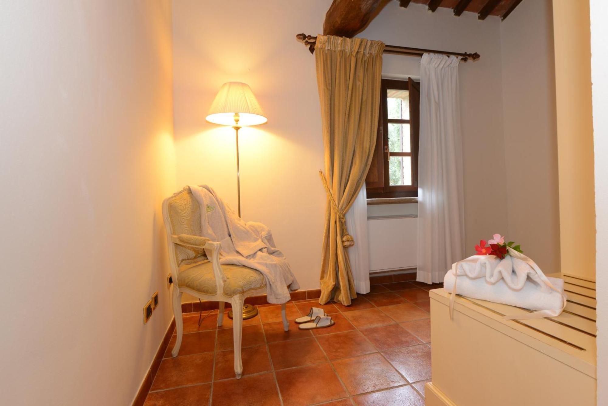 Castello Di Leonina Relais - Adults Only Hotel เซียนา ภายนอก รูปภาพ