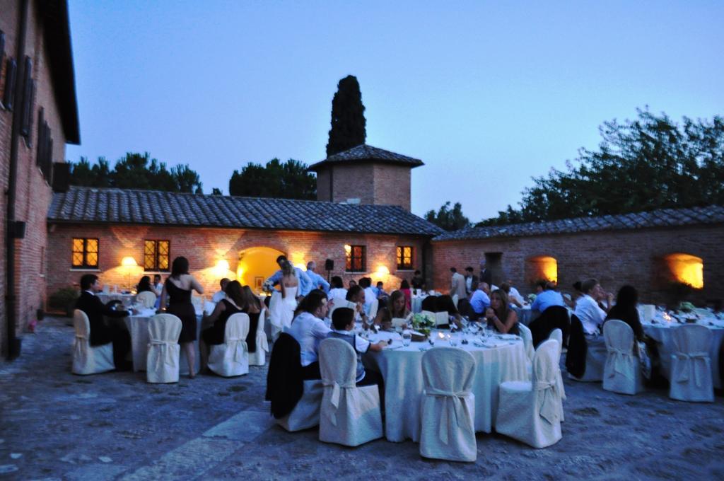 Castello Di Leonina Relais - Adults Only Hotel เซียนา ภายนอก รูปภาพ