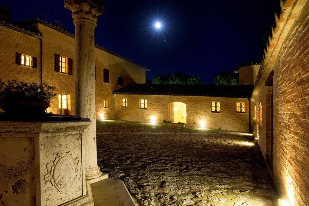 Castello Di Leonina Relais - Adults Only Hotel เซียนา ภายนอก รูปภาพ