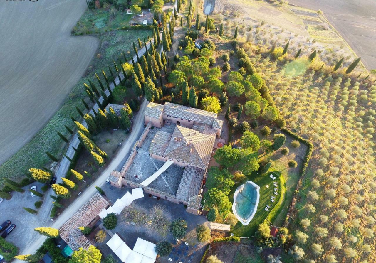 Castello Di Leonina Relais - Adults Only Hotel เซียนา ภายนอก รูปภาพ